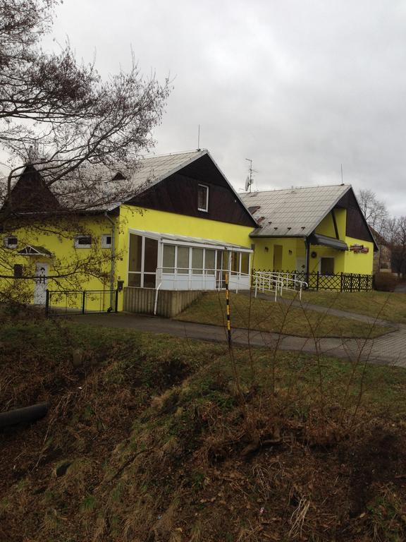 Penzion Krasny Dvur Hotel Exterior photo