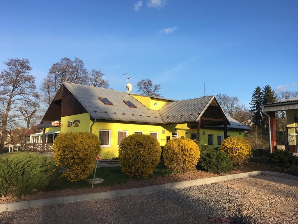 Penzion Krasny Dvur Hotel Exterior photo