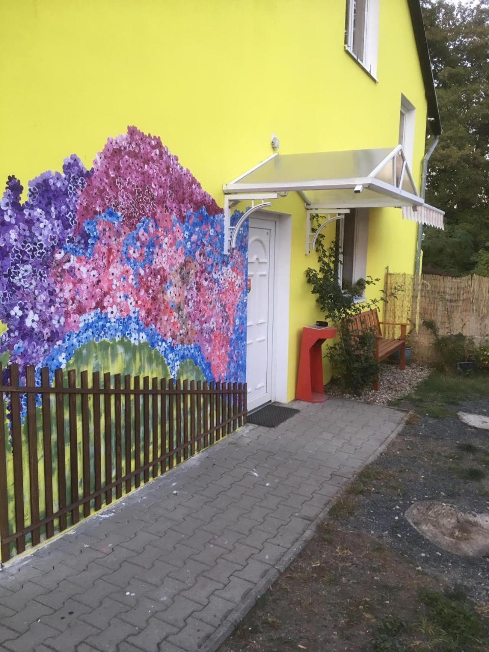 Penzion Krasny Dvur Exterior photo